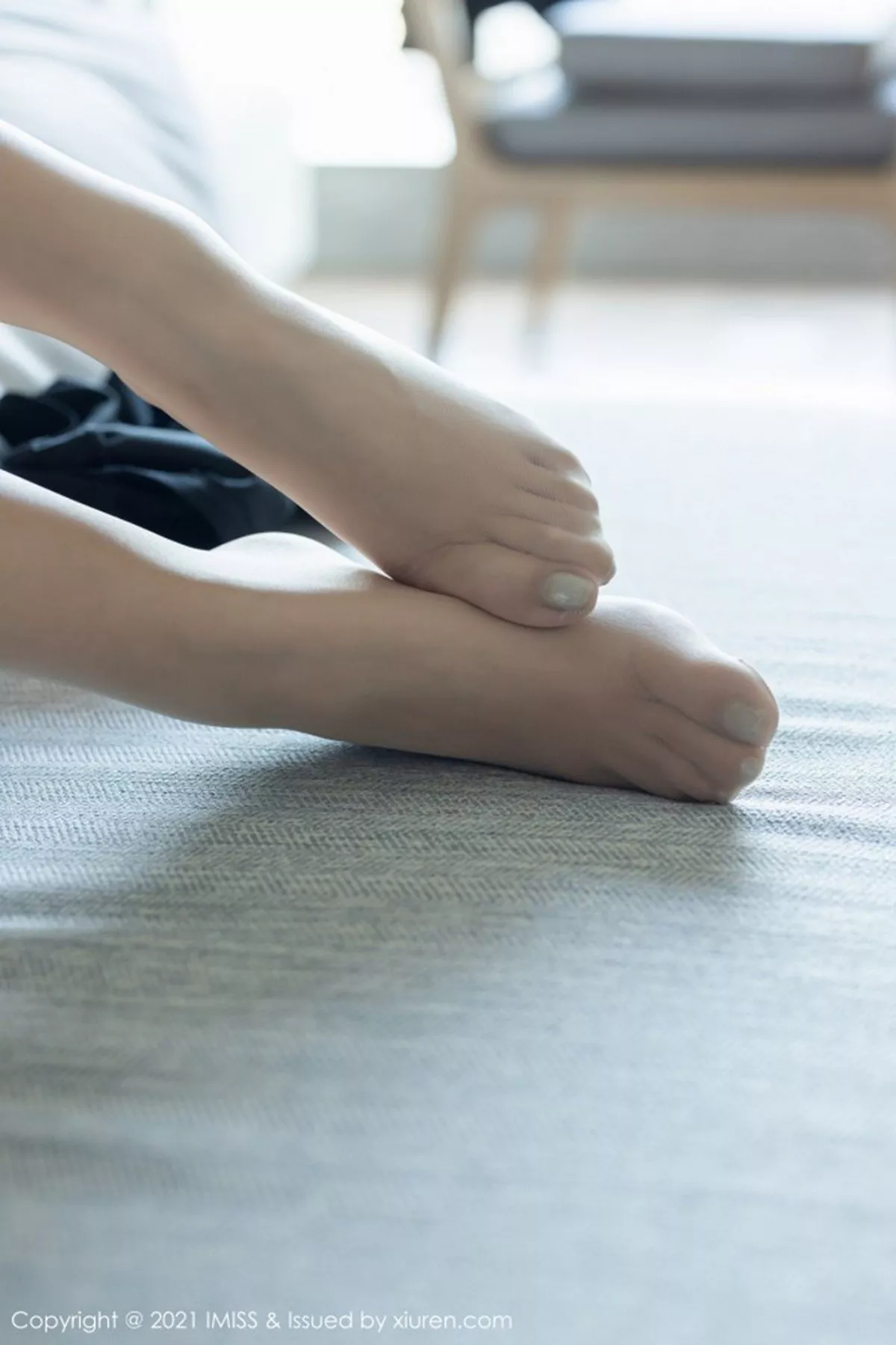 秀人集.com_[IMISS爱蜜社]Vol.554_嫩模萌白酱职业装OL主题性感衬衣配肉丝裤袜完美诱惑写真72P