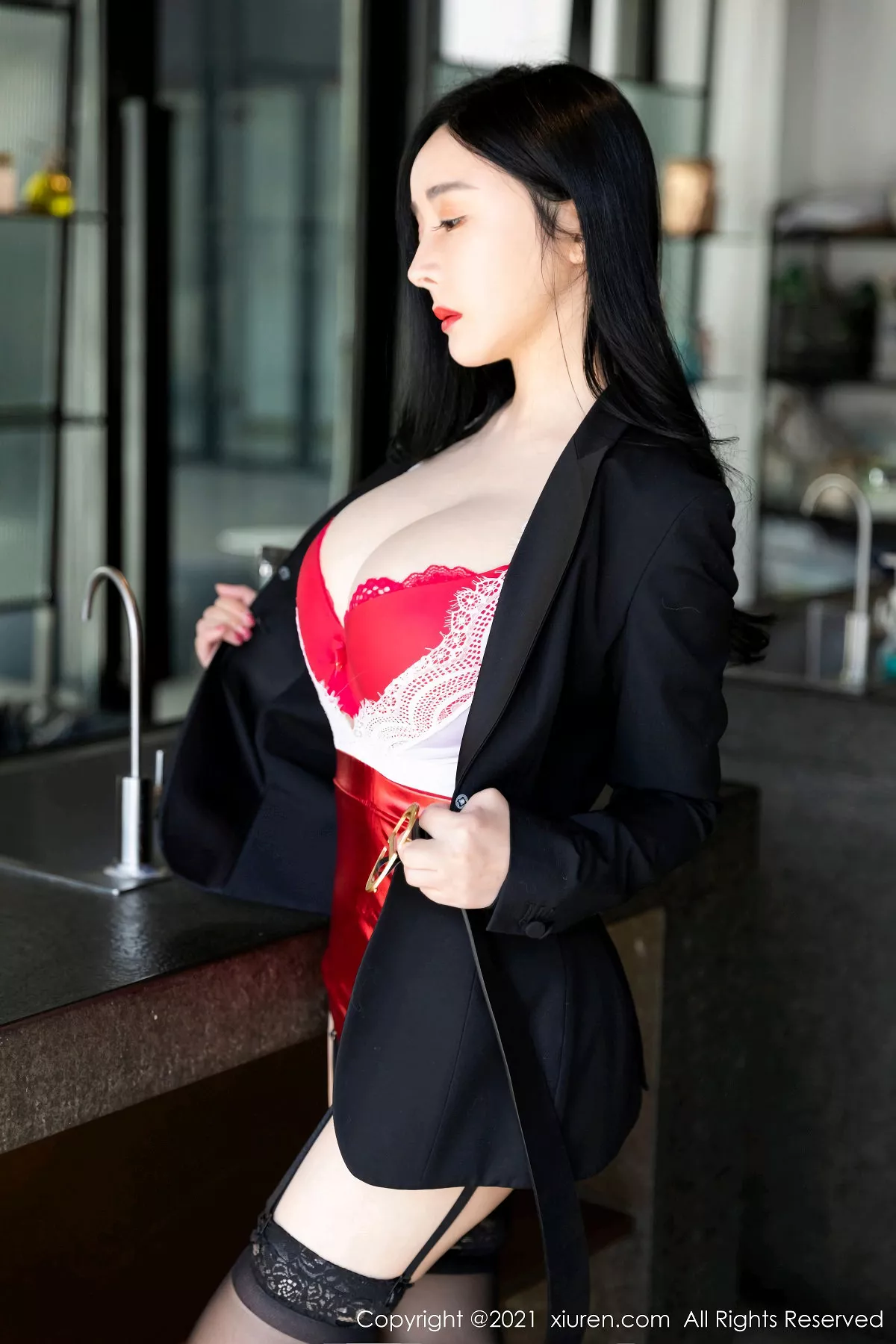 秀人集.com_[XiuRen秀人网]No.3148_女神允爾元宵节剧情主题猩红内衣配蕾丝吊袜秀丰乳肥臀诱惑写真58P