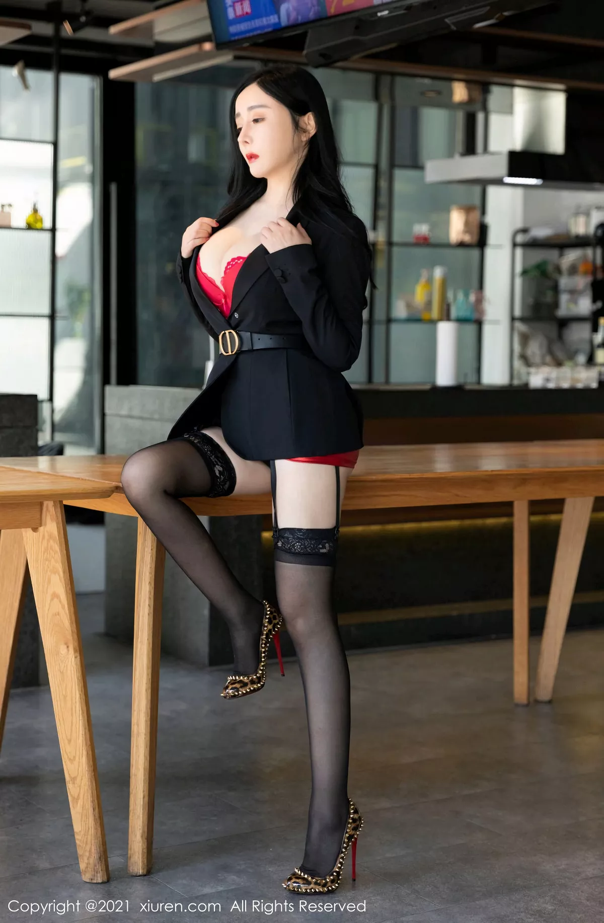 秀人集.com_[XiuRen秀人网]No.3148_女神允爾元宵节剧情主题猩红内衣配蕾丝吊袜秀丰乳肥臀诱惑写真58P