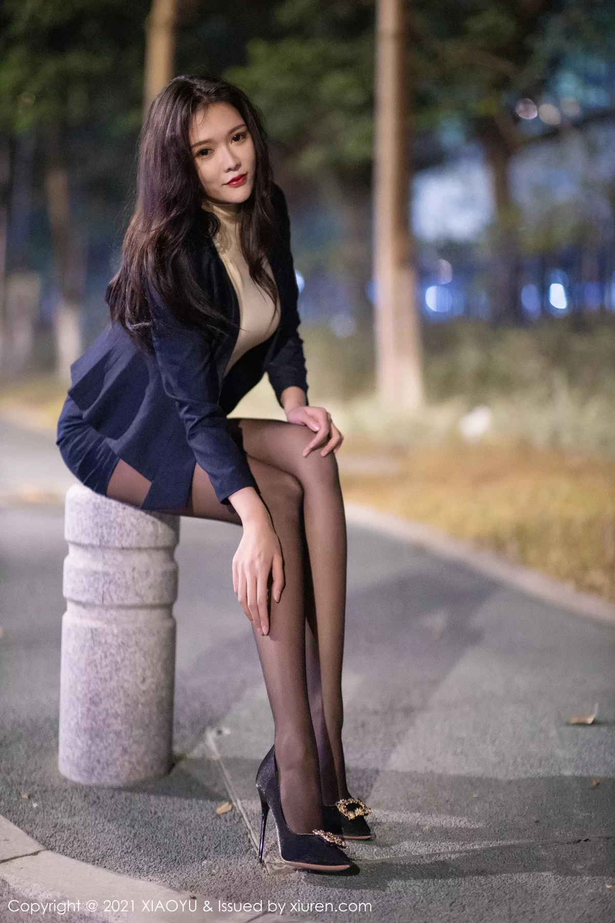 秀人集.com_[XiaoYu画语界]Vol.481_嫩模娜比时尚外景车拍主题半脱露黑丝裤袜秀翘臀诱惑写真73P