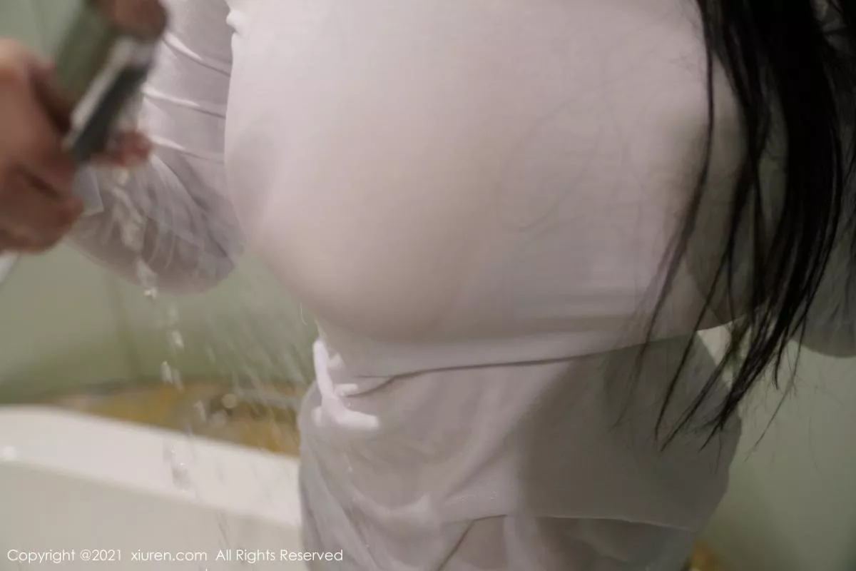 秀人集.com_[XiuRen秀人网]No.3162_嫩模美七Mia私房白色紧身衣配白色吊袜真空秀惹火身材诱惑写真75P