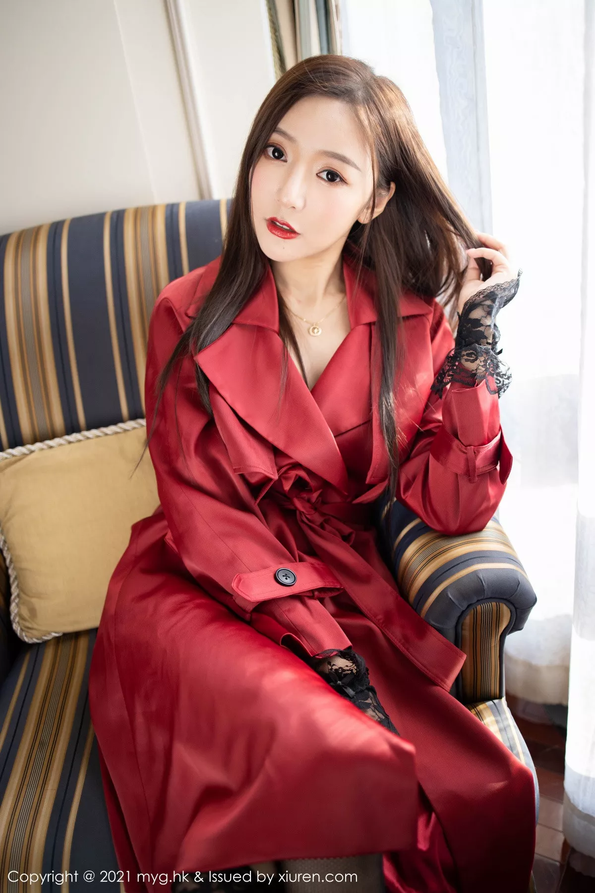 秀人集.com_[MyGirl美媛馆]Vol.496_女神王馨瑶yanni鲜红飒爽皮衣配黑丝网袜半脱露翘臀诱惑写真63P