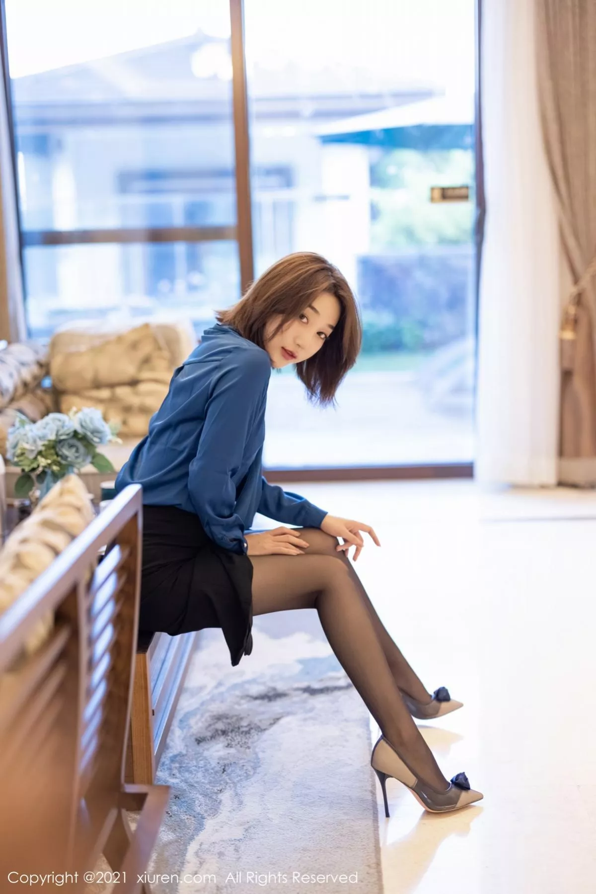 秀人集.com_[XiuRen秀人网]No.3182_嫩模九月生职场秘书OL制服主题超薄黑丝裤袜秀翘臀诱惑写真47P