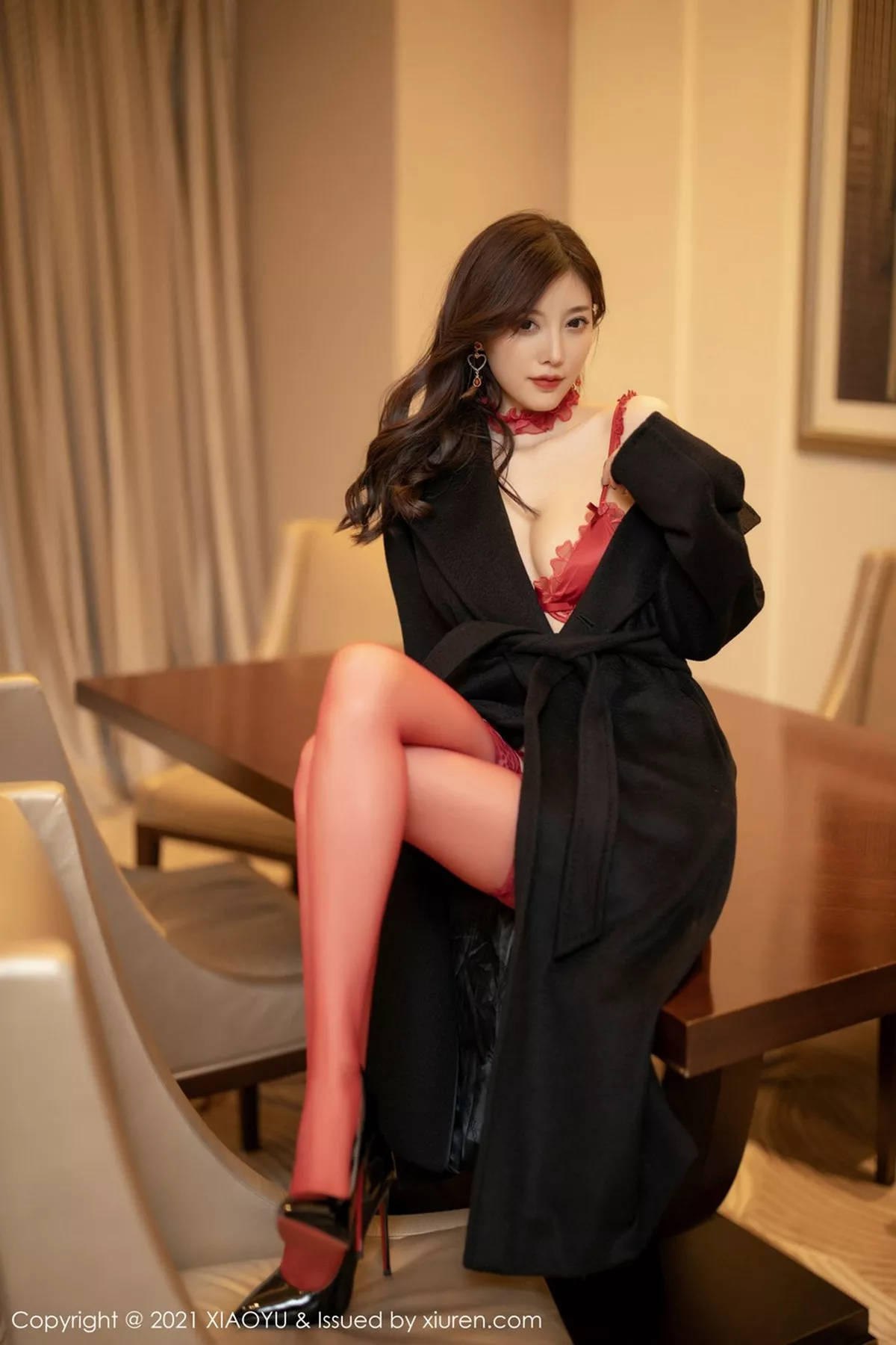 秀人集.com_[XiaoYu画语界]Vol.469_女神杨晨晨sugar成都旅拍红色情趣内衣配红色吊袜火辣诱惑写真63P