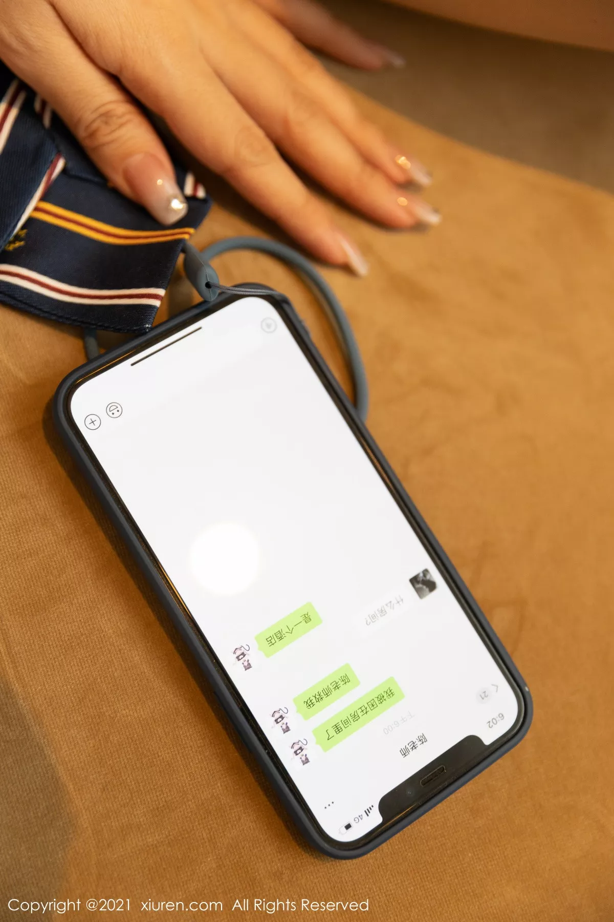 秀人集.com_[XiuRen秀人网]No.3220_女神王雨纯厦门旅拍下午茶主题后续半脱露开档肉丝裤袜诱惑写真53P