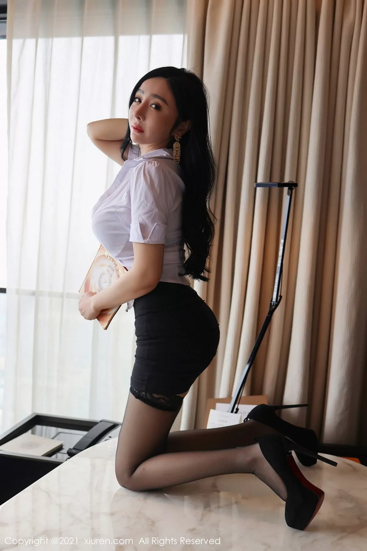秀人集.com_[XiuRen秀人网]No.3101_嫩模允爾白衬衫黑短裙职场OL主题半脱露蕾丝内衣秀豪乳诱惑写真61P