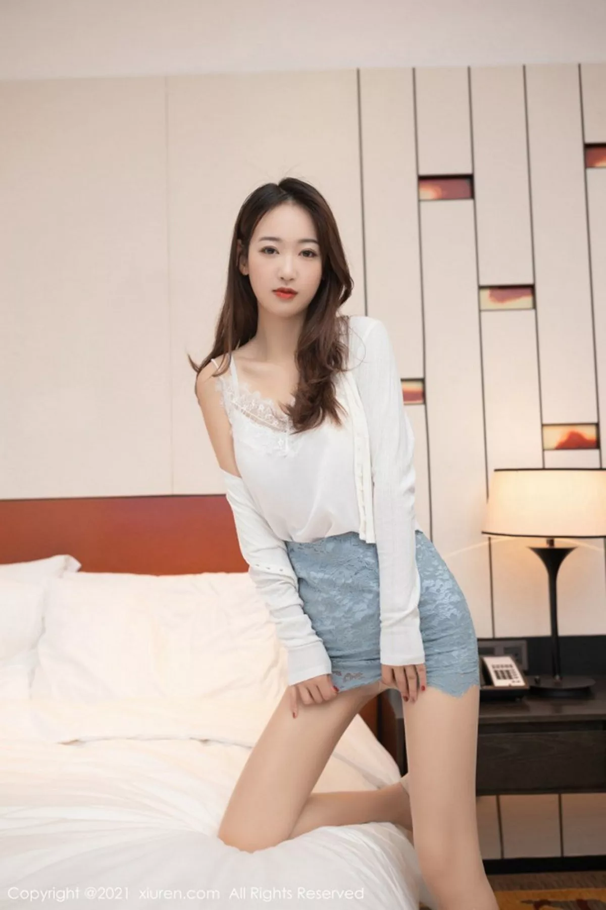 秀人集.com_[XiuRen秀人网]No.3115_嫩模唐安琪与闺蜜下午茶主题超薄肉丝裤袜秀美腿典雅迷人写真68P