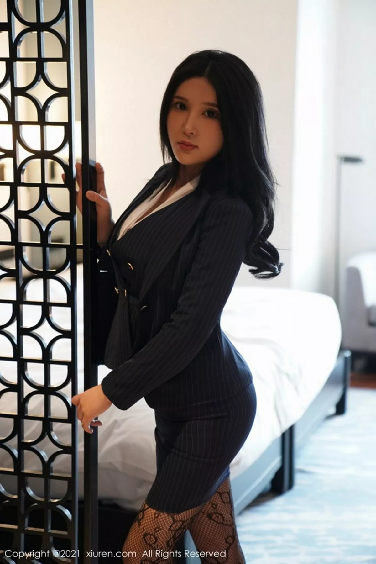 秀人集.com_[XiuRen秀人网]No.3124_嫩模姝姝不是妹妹职场制服OL主题镂空内衣配黑丝网袜魅惑写真64P