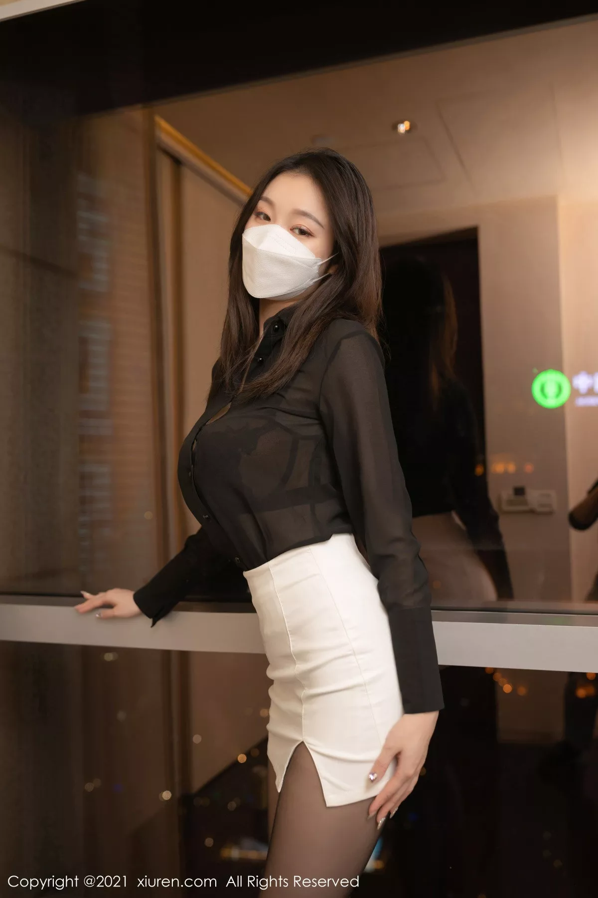 秀人集.com_[XiuRen秀人网]No.3223_嫩模安然Maleah贴纸游戏主题私房半脱露无内黑丝裤袜撩人诱惑写真72P