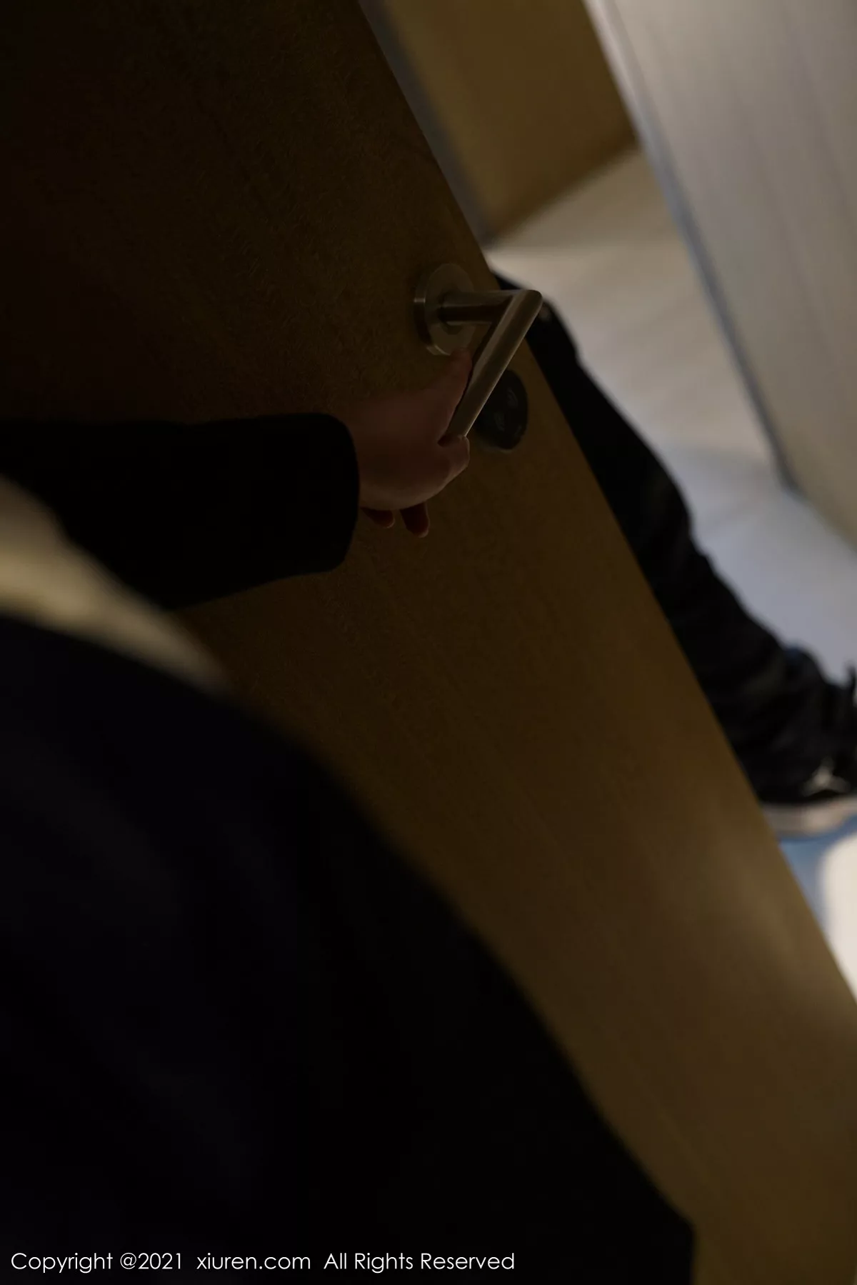 秀人集.com_[XiuRen秀人网]No.3221_嫩模晓鱼酱酒店前台剧情主题私房半脱露傲人豪乳撩人诱惑写真102P