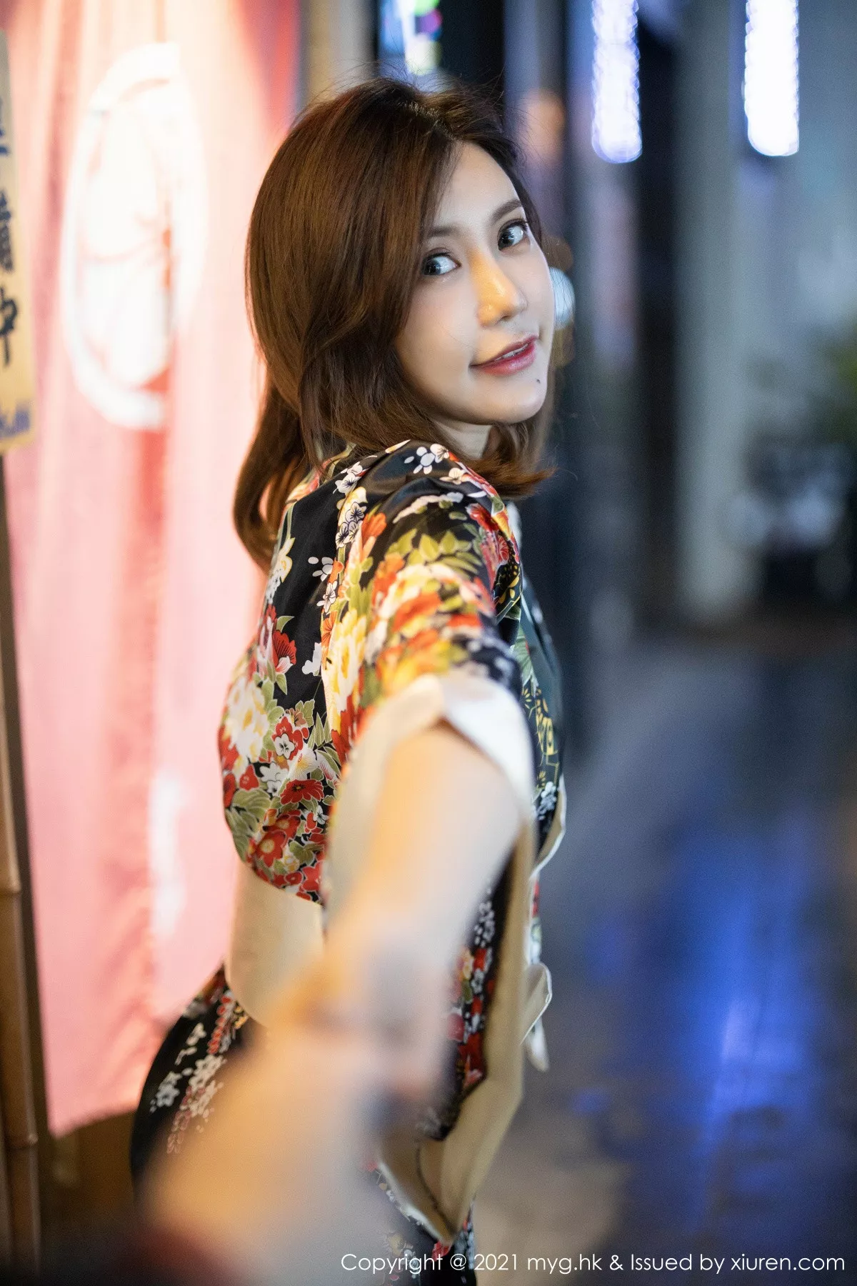 秀人集.com_[MyGirl美媛馆]Vol.501_女神绮里嘉Carina约会男友剧情主题黑色情趣内衣惹火诱惑写真73P