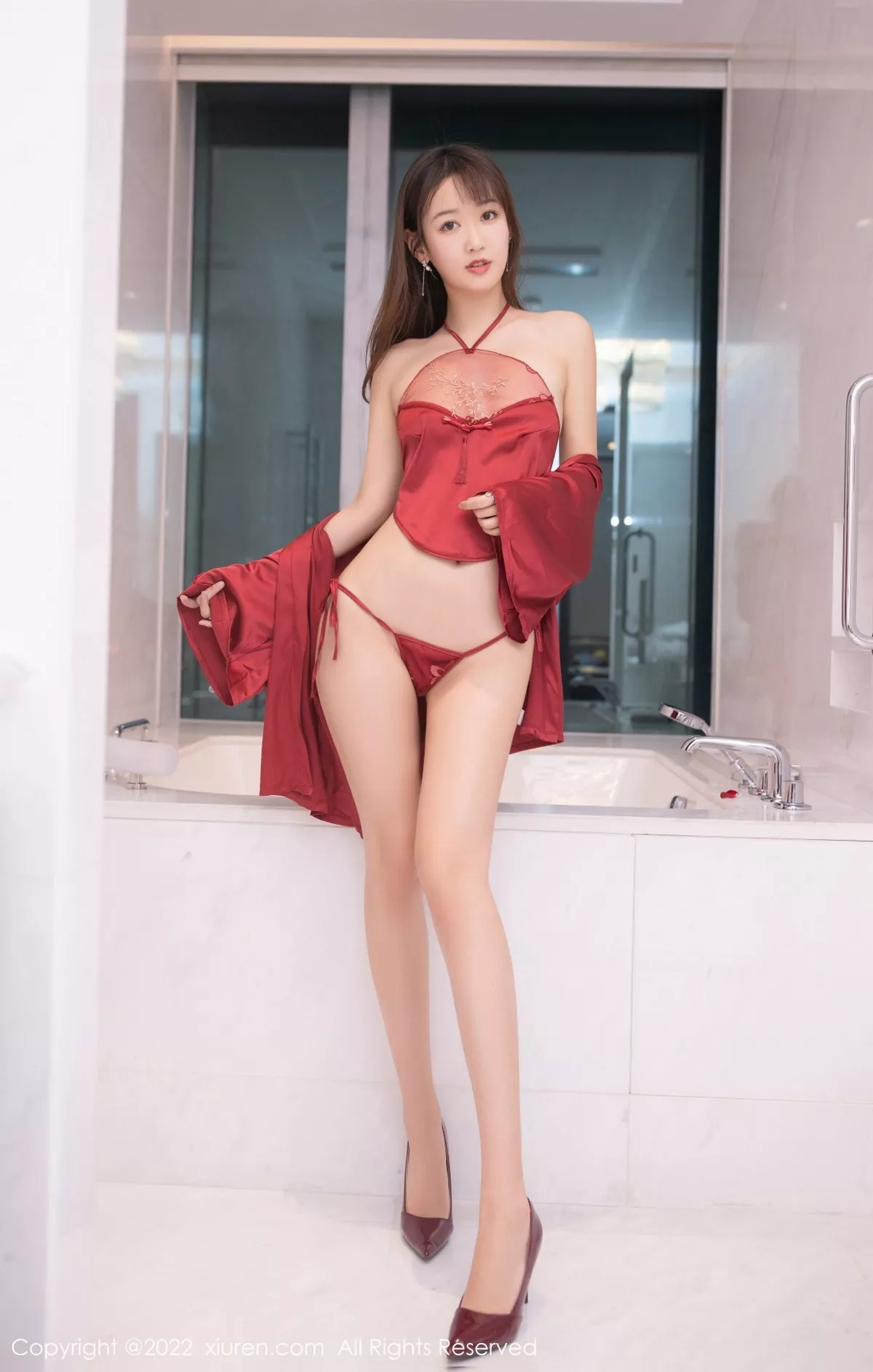 秀人集.com_[XiuRen秀人网]No.5226_模特唐安琪广州-云南旅拍酒店浴缸红色服饰秀完美身材诱惑写真78P