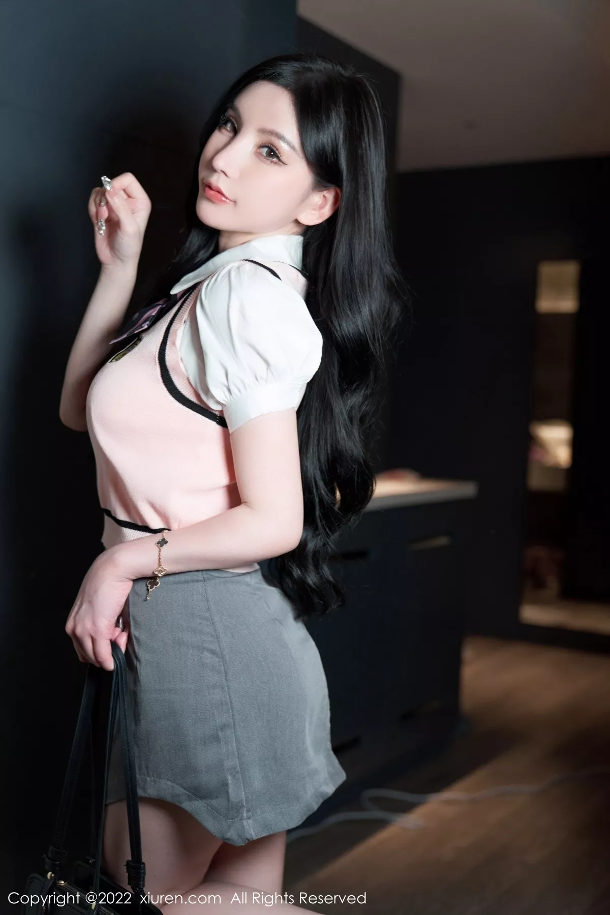 秀人集.com_[XiuRen秀人网]No.5285_女神周于希Sally心愿旅拍私房情趣捆绑露淡粉蕾丝内衣诱惑写真86P