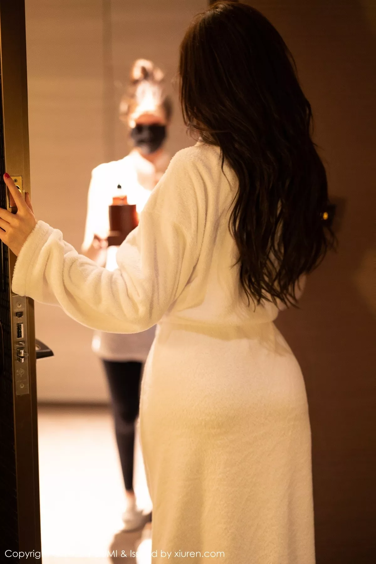 秀人集.com_[YouMi尤蜜荟]Vol.816_女神奶瓶土肥圆私房Spa按摩脱性感内衣露油亮肌肤撩人诱惑写真112P