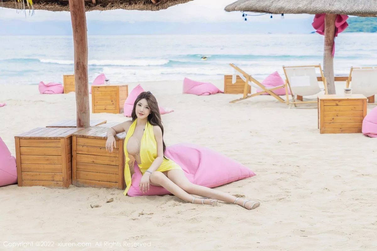 秀人集.com_[XiuRen秀人网]No.5292_模特小海臀Rena万宁旅拍户外性感黄色连衣短裙秀翘臀诱惑写真66P