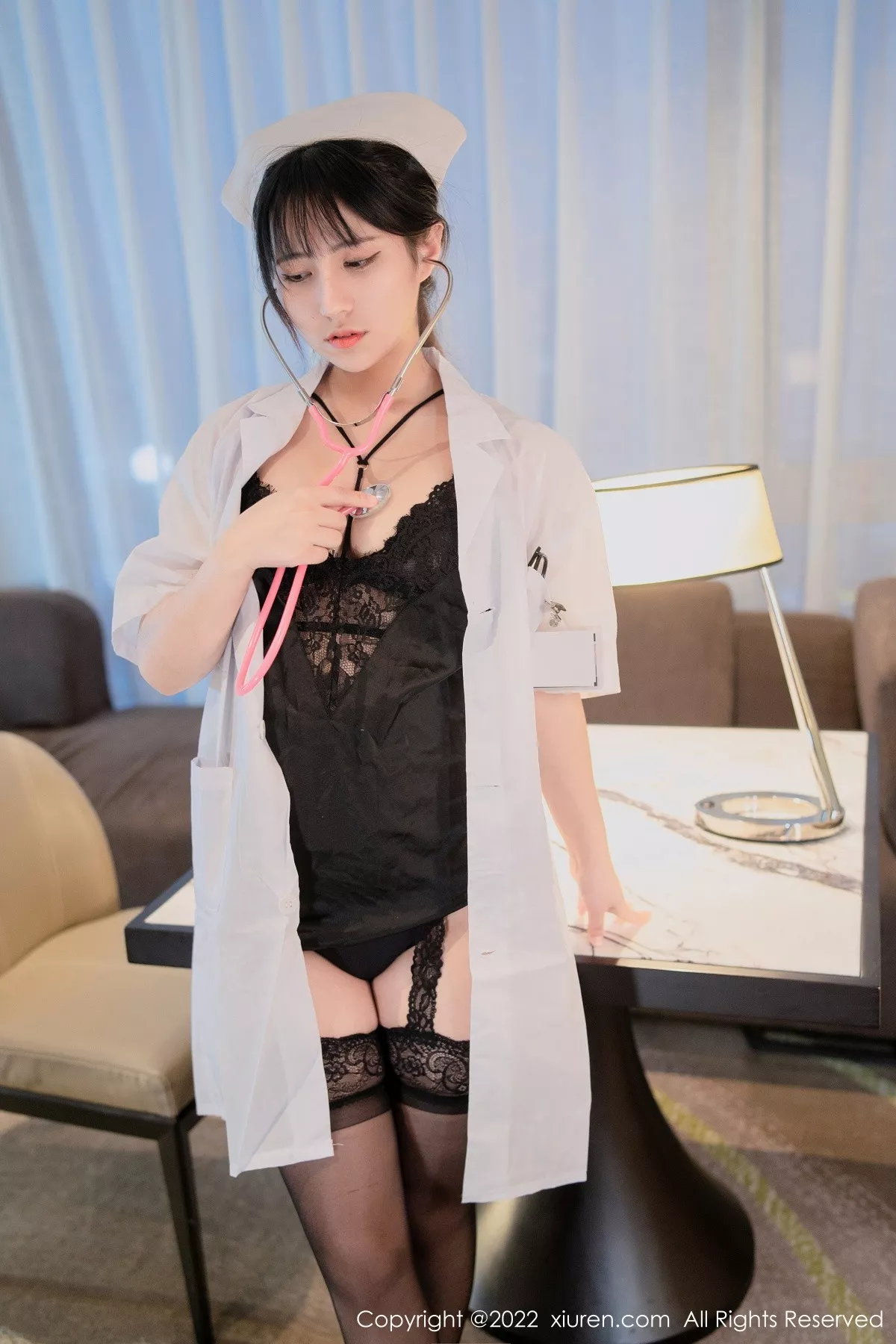 秀人集.com_[XiuRen秀人网]No.5202_模特久久Aimee私房性感白衣天使服饰下黑色蕾丝内衣诱惑写真62P