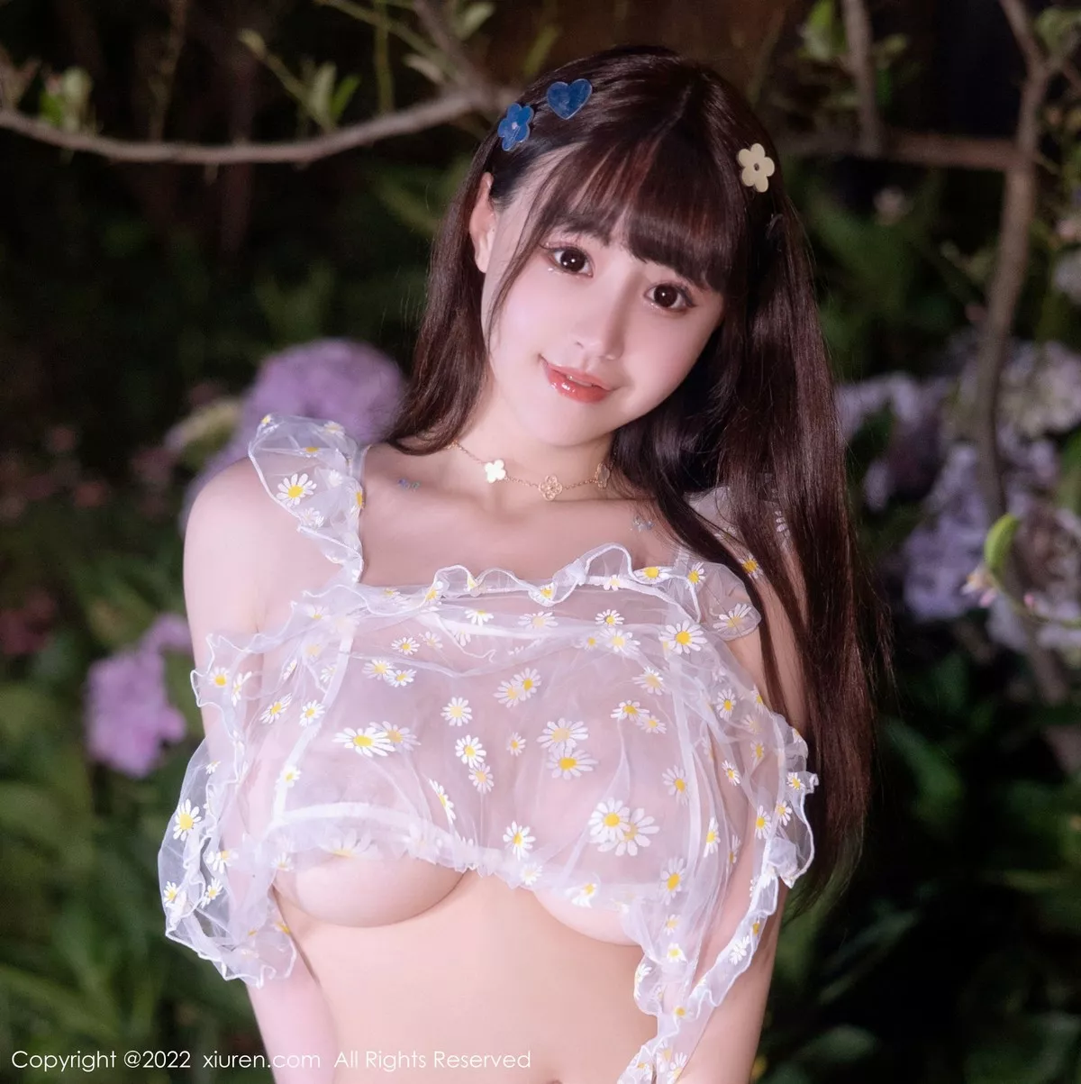 秀人集.com_[XiuRen秀人网]No.5358_女神朱可儿Flora大理旅拍户外白色轻透薄纱配蕾丝袜撩人诱惑写真73P