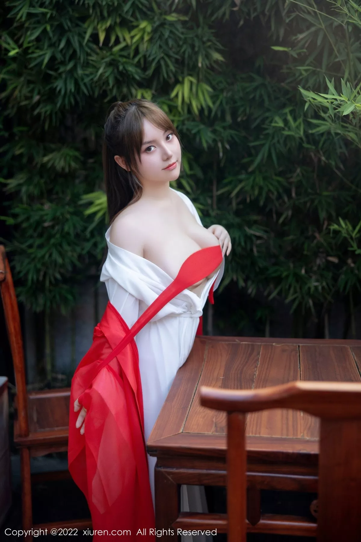 秀人集.com_[XiuRen秀人网]No.5414_模特豆瓣酱性感红色唐韵古装服饰半脱露傲人豪乳惹火诱惑写真80P