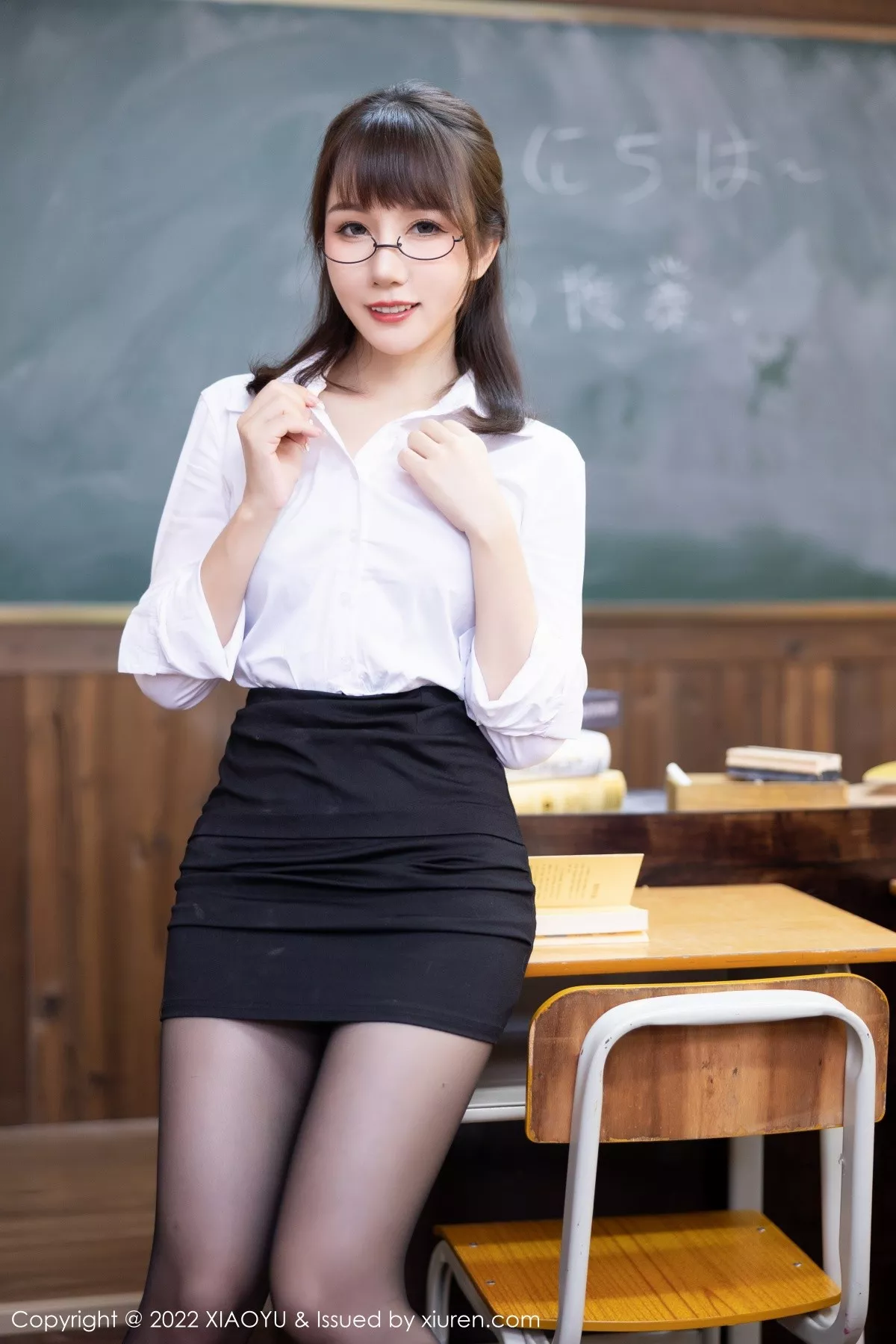 秀人集.com_[XiaoYu画语界]Vol.839_新人模特波巧酱教师角色扮演脱制服露性感黑色蕾丝内衣诱惑写真74P