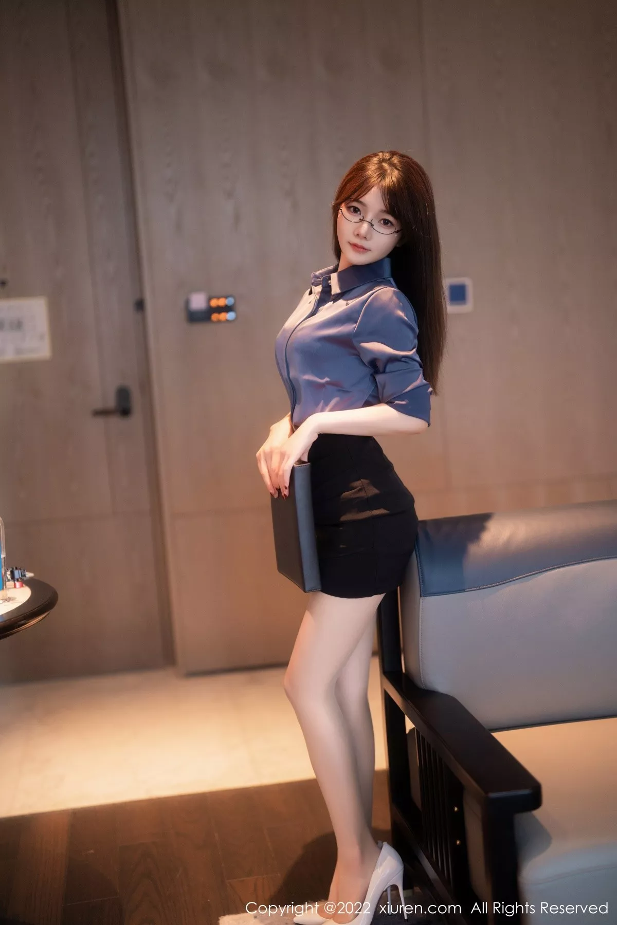 秀人集.com_[XiuRen秀人网]No.5419_模特婠婠么文员角色扮演半脱露蕾丝内衣超薄无内肉丝诱惑写真75P