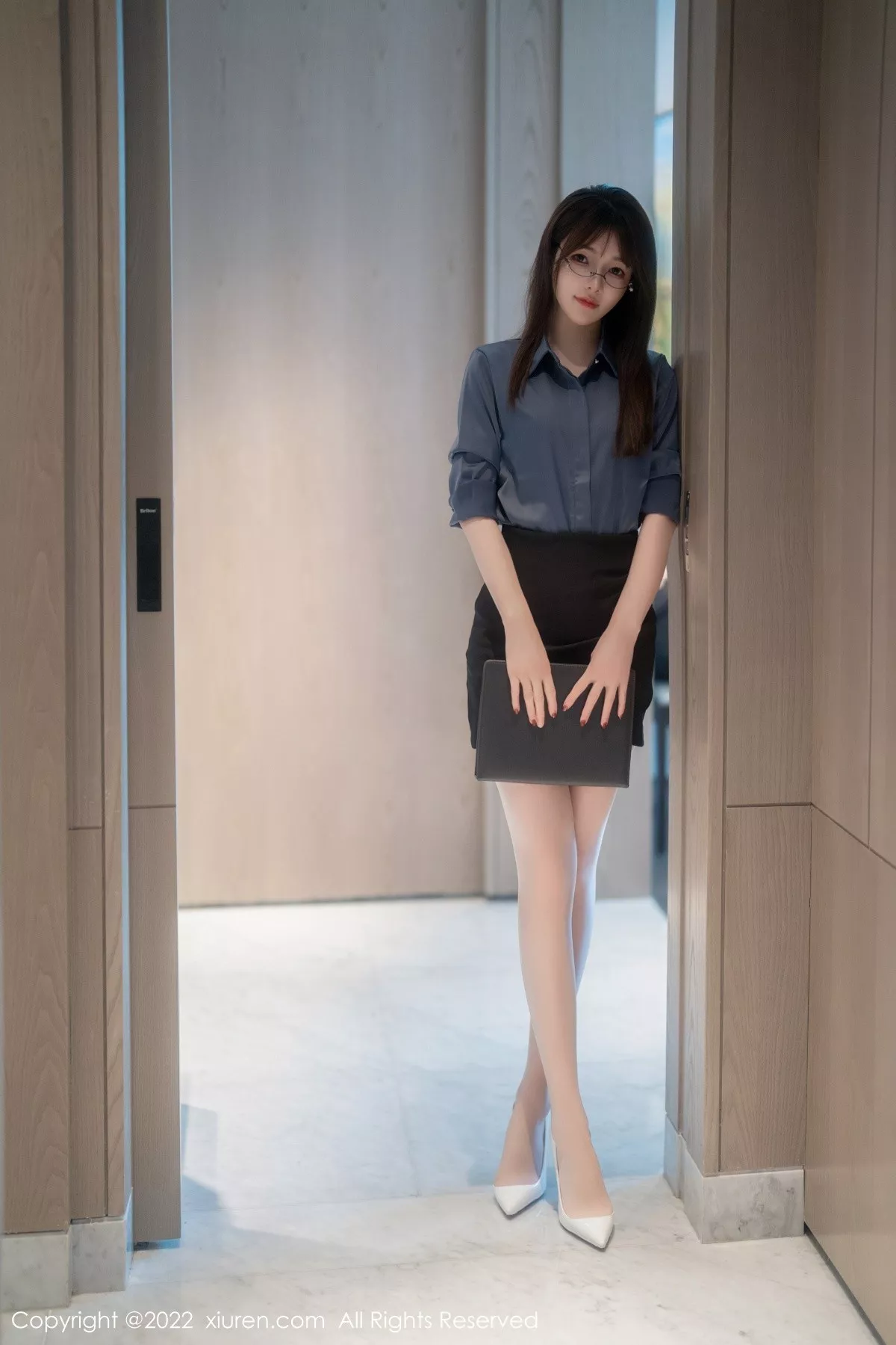 秀人集.com_[XiuRen秀人网]No.5419_模特婠婠么文员角色扮演半脱露蕾丝内衣超薄无内肉丝诱惑写真75P