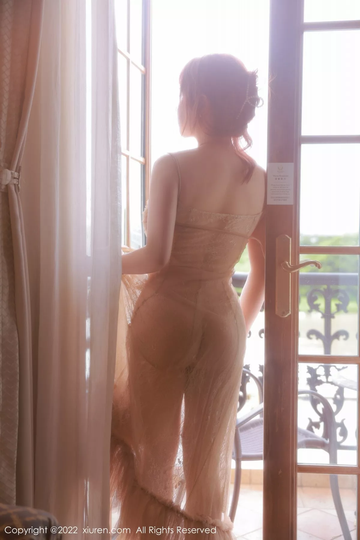 秀人集.com_[XiuRen秀人网]No.5421_模特养乐多DoDo私房性感浅色睡裙透视秀火辣身材极致诱惑写真52P