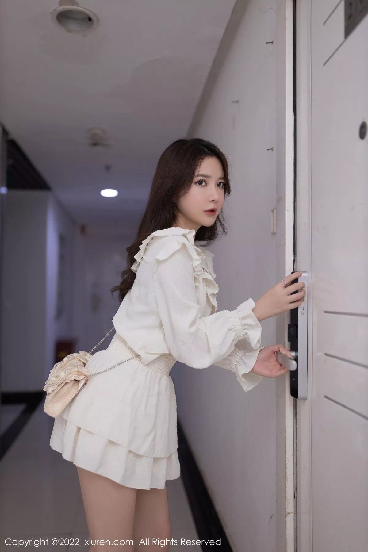 秀人集.com_[XiuRen秀人网]No.5322_模特鱼子酱Fish云南旅拍性感白色蕾丝内衣秀曼妙身姿诱惑写真78P