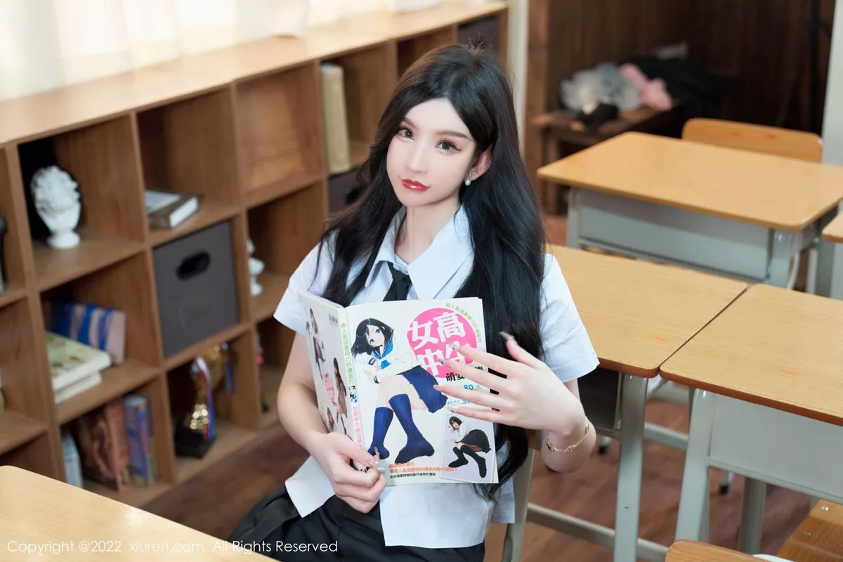 秀人集.com_[XiuRen秀人网]No.5452_女神周于希Sally学妹装扮半脱露黑色蕾丝边内衣撩人诱惑写真76P