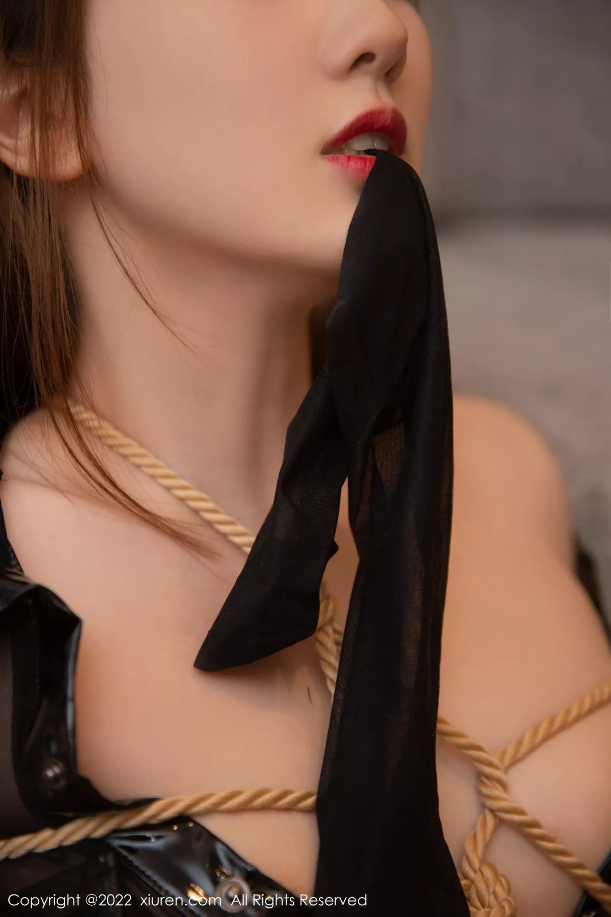 秀人集.com_[XiuRen秀人网]No.5456_模特江真真私房捆绑主题性感黑色轻透衣配黑丝袜撩人诱惑写真75P