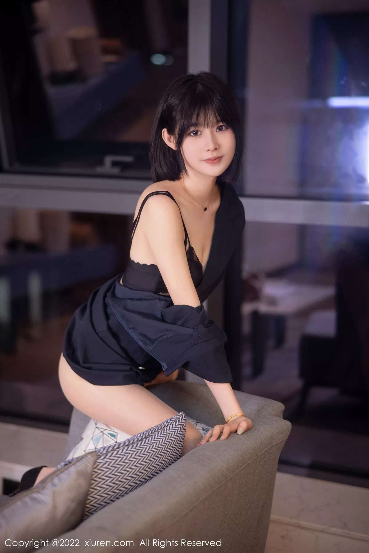 秀人集.com_[XiuRen秀人网]No.5329_模特77qiqi私房半脱露性感蓝色蕾丝内衣配超薄肉丝完美诱惑写真98P