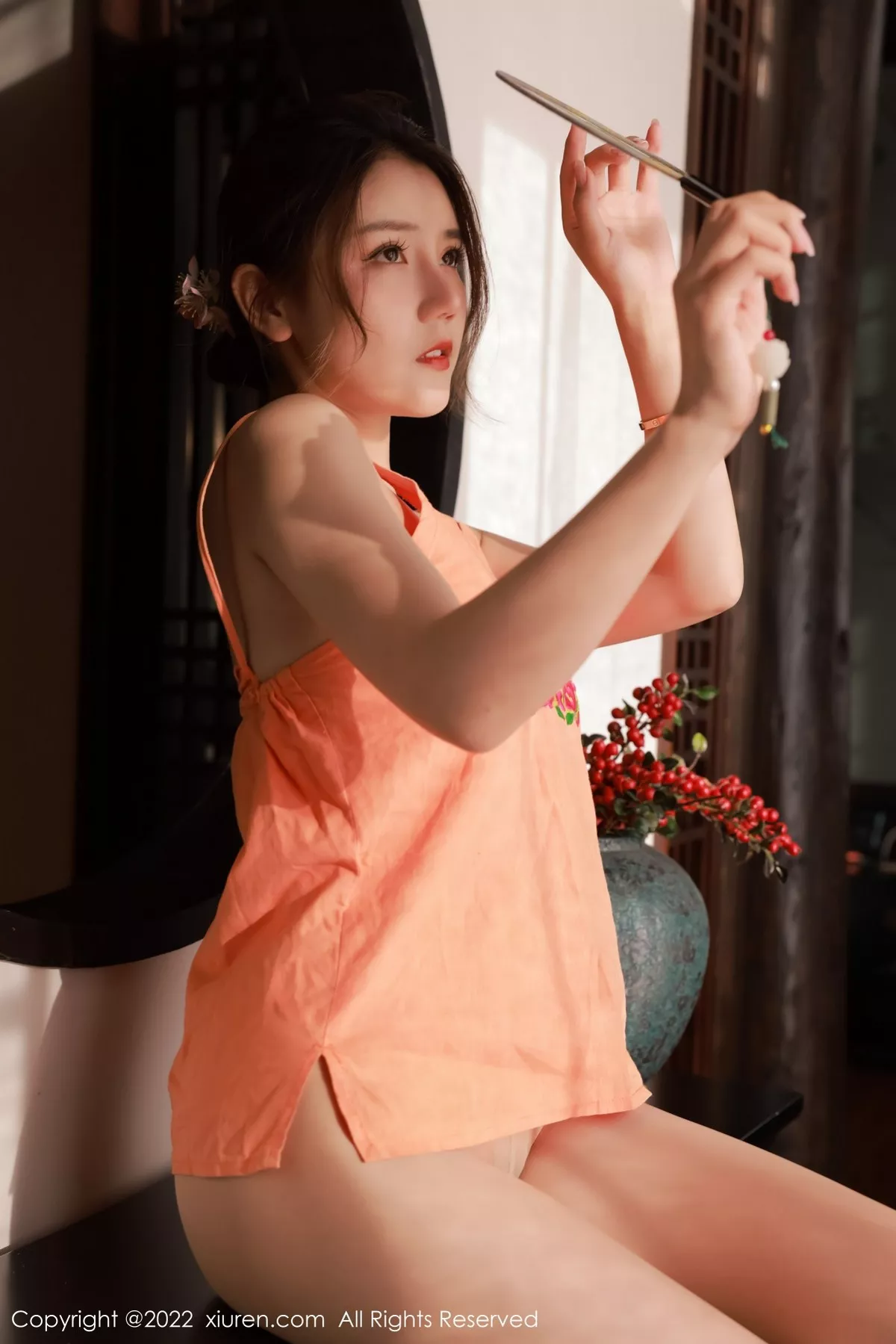 秀人集.com_[XiuRen秀人网]No.5334_模特Sugar糖酒酒澳门旅拍性感橙色吊带配无内肉丝惹火诱惑写真55P