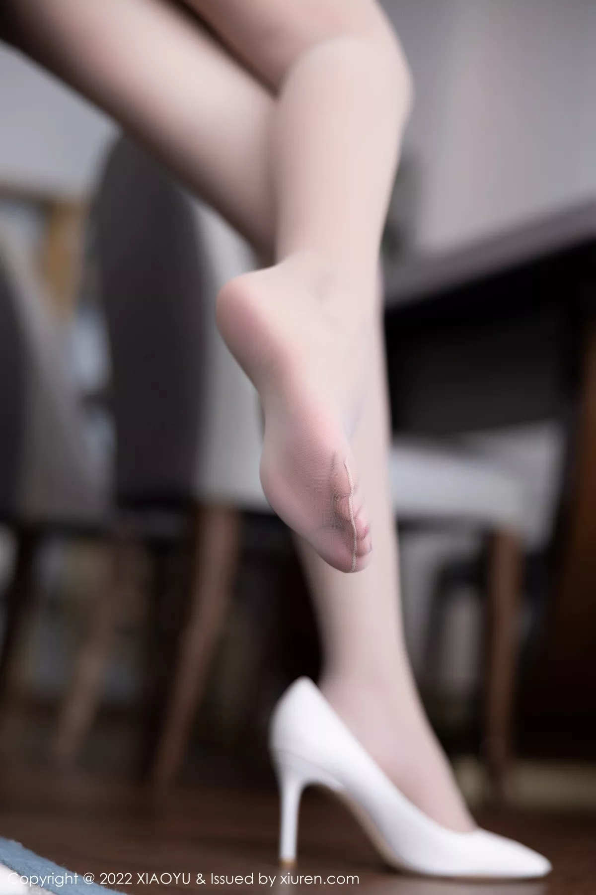 秀人集.com_[XiaoYu画语界]Vol.830_女神王馨瑶yanni时尚丽人装半脱露蕾丝内衣配超薄肉丝诱惑写真91P