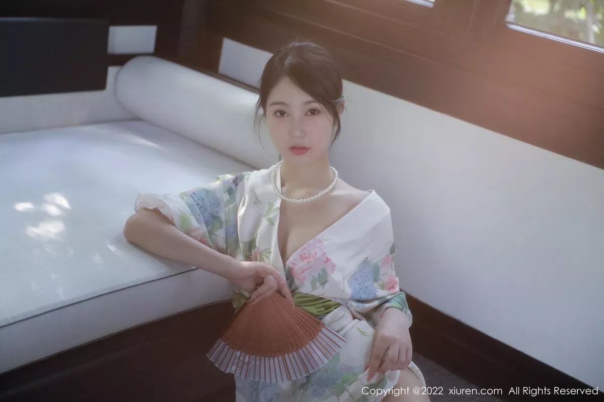 秀人集.com_[XiuRen秀人网]No.5514_模特谢晚晚性感白色带花纹长裙配原色丝袜秀完美身材诱惑写真111P