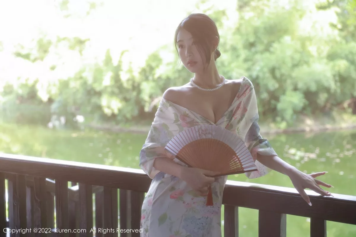 秀人集.com_[XiuRen秀人网]No.5514_模特谢晚晚性感白色带花纹长裙配原色丝袜秀完美身材诱惑写真111P