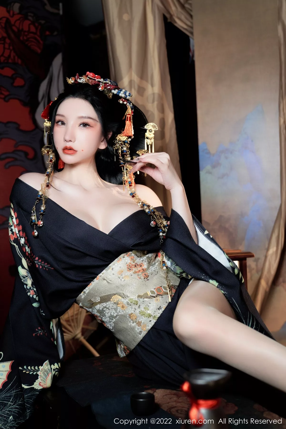 秀人集.com_[XiuRen秀人网]No.5537_女神周于希Sally宽衣解带主题日系风脱和服露翘臀美腿诱惑写真80P