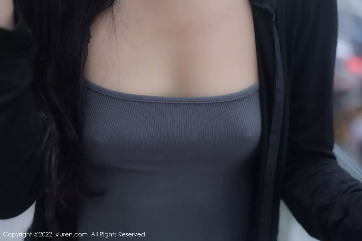 秀人集.com_[XiuRen秀人网]No.5553_新人模特顾楚楚maily性感深灰色吊带裙配诱人灰丝完美诱惑写真96P