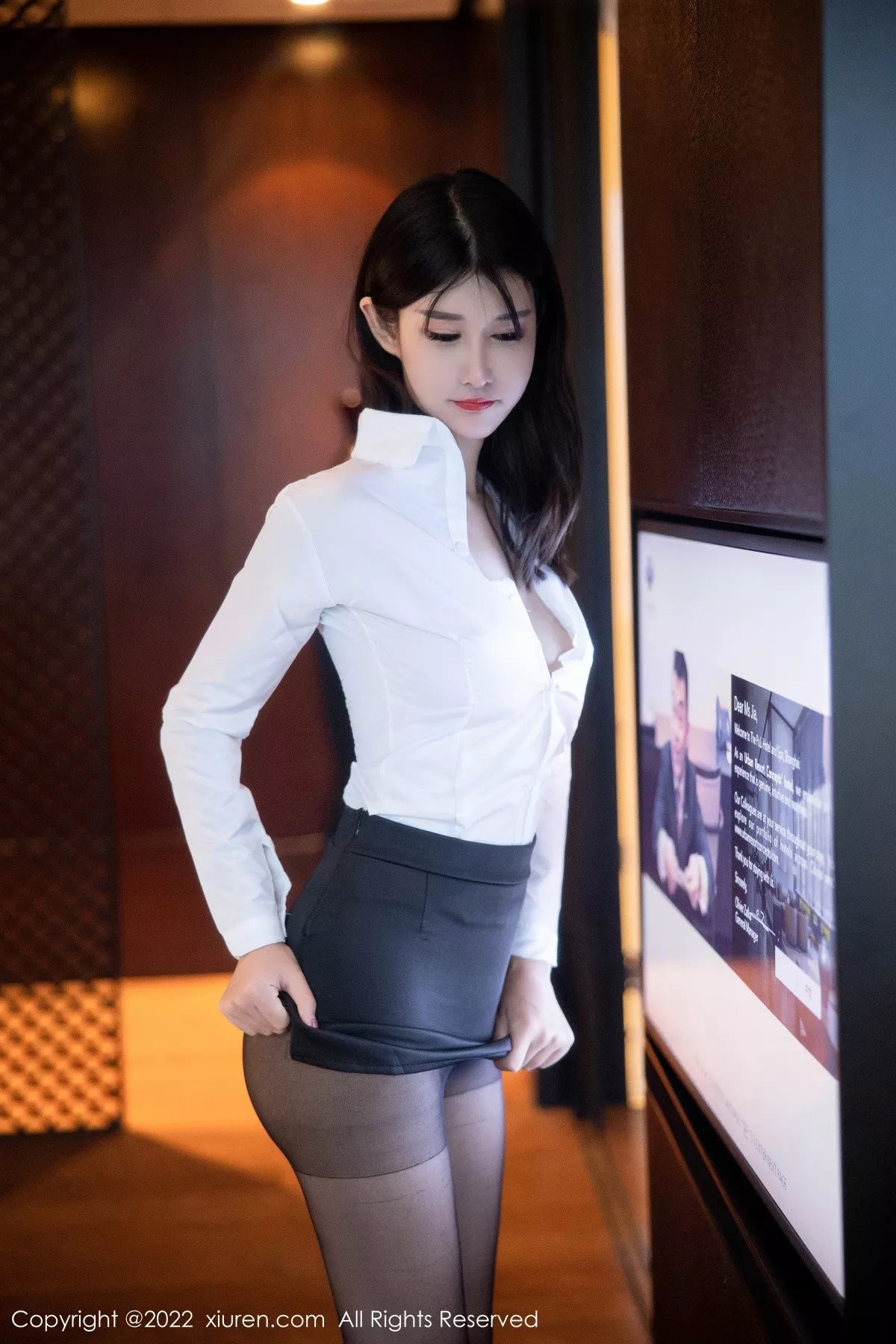 秀人集.com_[XiuRen秀人网]No.5578_模特夏沫沫tifa性感白衬衣配黑色短裙露超薄黑丝完美诱惑写真74P