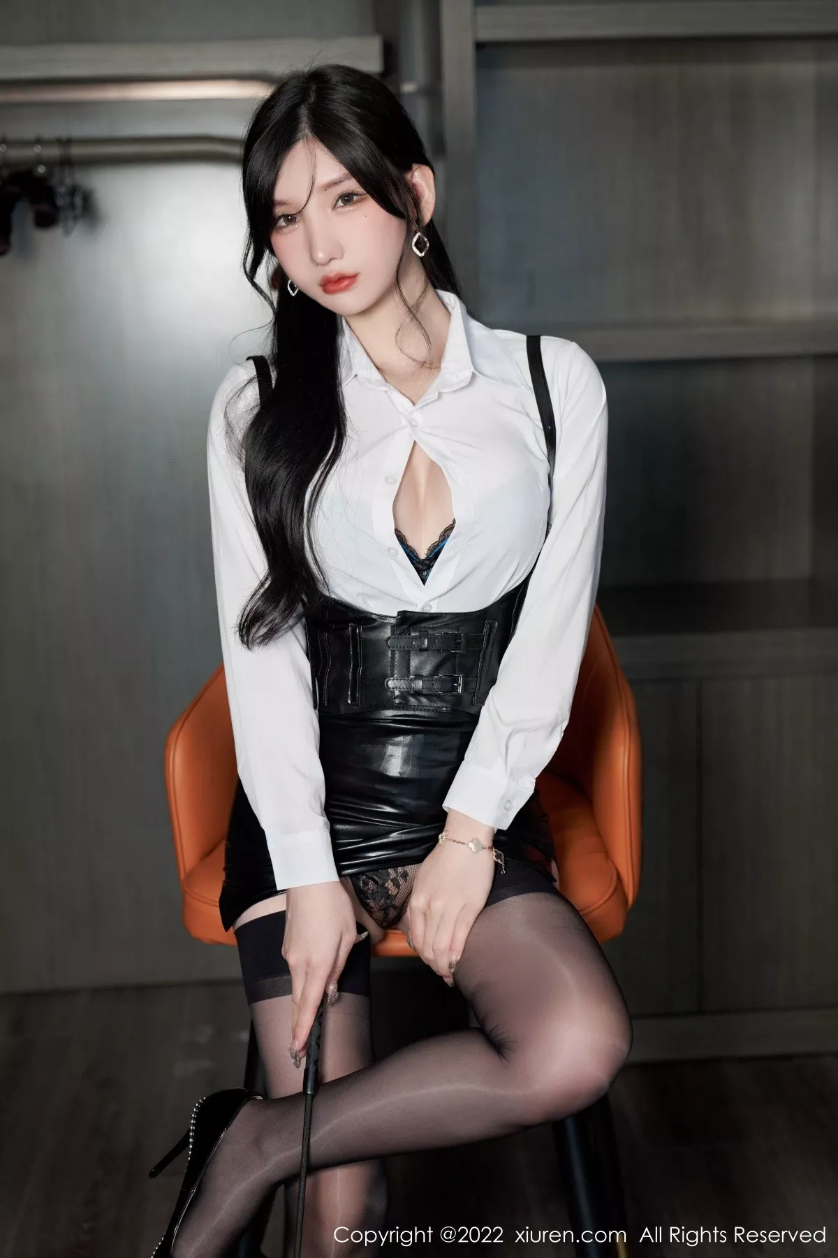 秀人集.com_[XiuRen秀人网]No.5602_女神周于希Sally性感白T配黑皮短裙露黑色蕾丝内衣完美诱惑写真90P