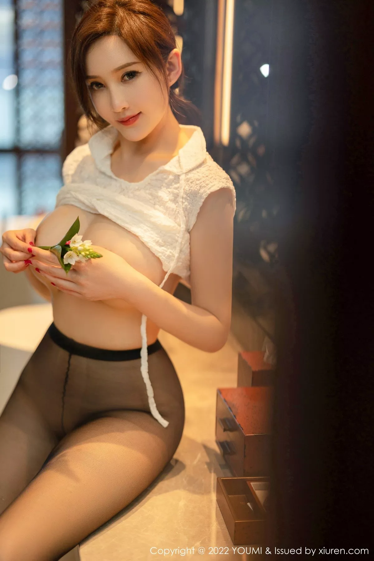 秀人集.com_[YouMi尤蜜荟]Vol.844_女神奶瓶土肥圆性感白色旗袍配超薄黑丝秀丰满身材极致诱惑写真72P