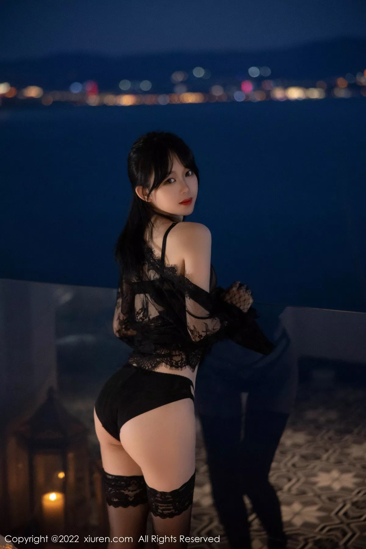 秀人集.com_[XiuRen秀人网]No.5491_模特奶瓶大理旅拍性感黑网纱披风露黑色轻透内衣极致魅惑写真70P