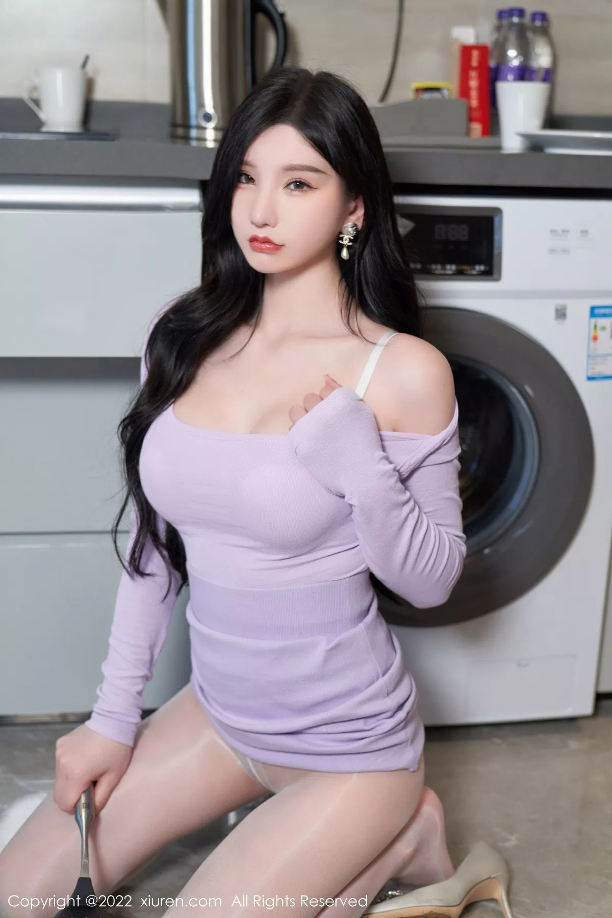 秀人集.com_[XiuRen秀人网]No.5501_女神周于希Sally性感紫色收身连衣短裙配闪亮肉丝迷人诱惑写真83P