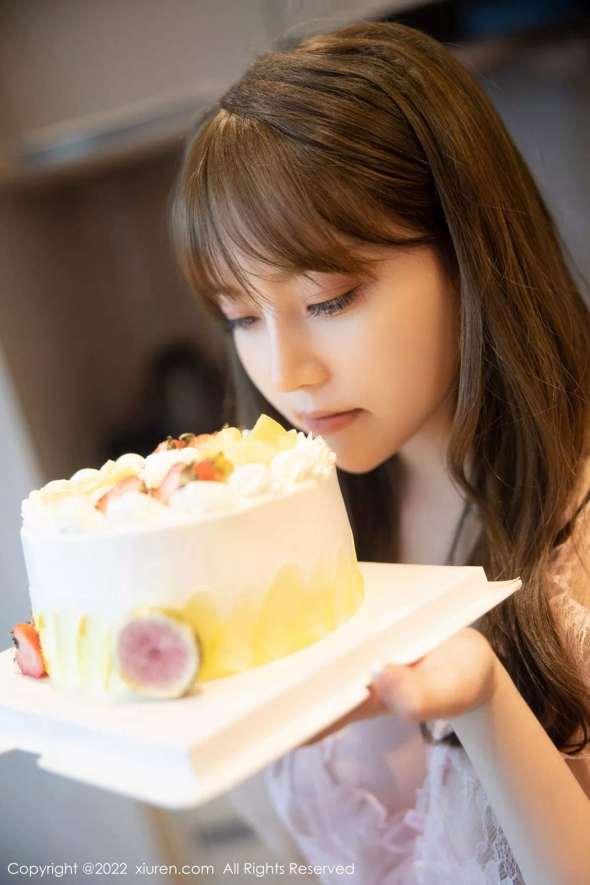 秀人集.com_[XiuRen秀人网]No.5497_模特豆瓣酱私房性感粉色轻透睡裙真空秀豪乳翘臀惹火诱惑写真90P