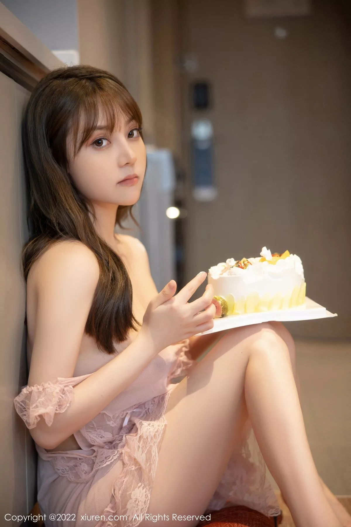 秀人集.com_[XiuRen秀人网]No.5497_模特豆瓣酱私房性感粉色轻透睡裙真空秀豪乳翘臀惹火诱惑写真90P