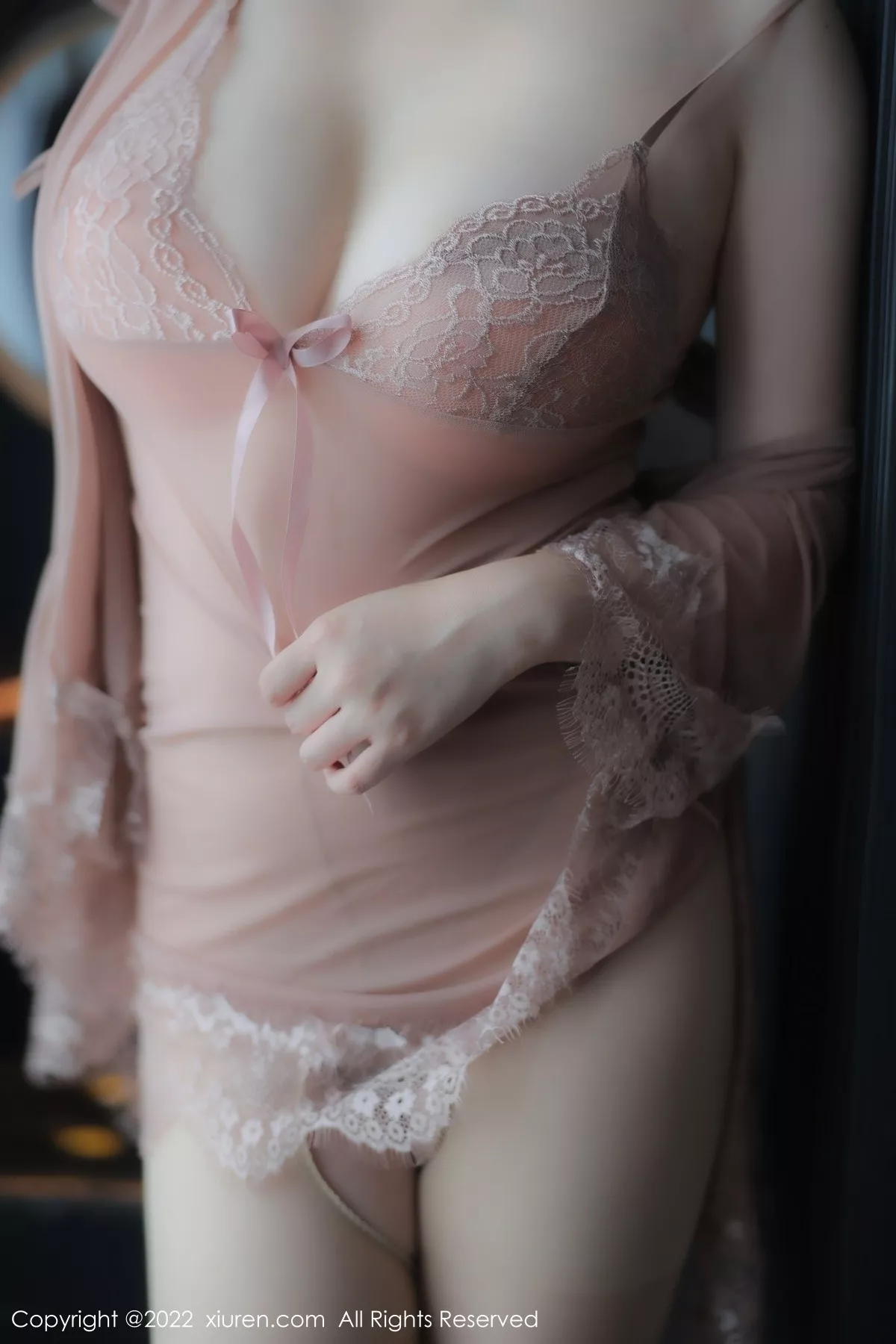 秀人集.com_[XiuRen秀人网]No.5641_模特白茹雪性感浅色薄纱睡衣服配超薄肉丝秀惹火身材诱惑写真75P