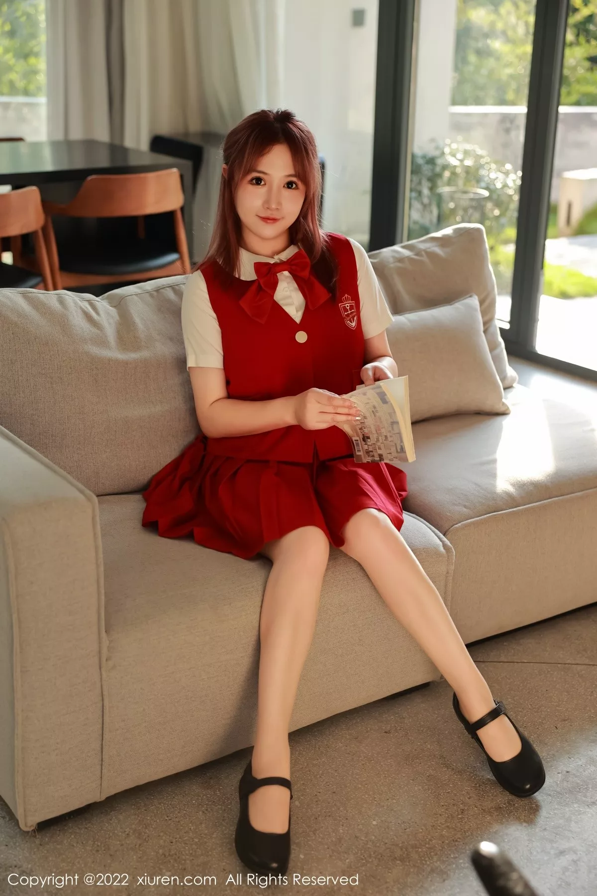 秀人集.com_[XiuRen秀人网]No.5652_模特养乐多DoDo性感红色学妹服饰露浅色内衣原色丝袜诱惑写真56P