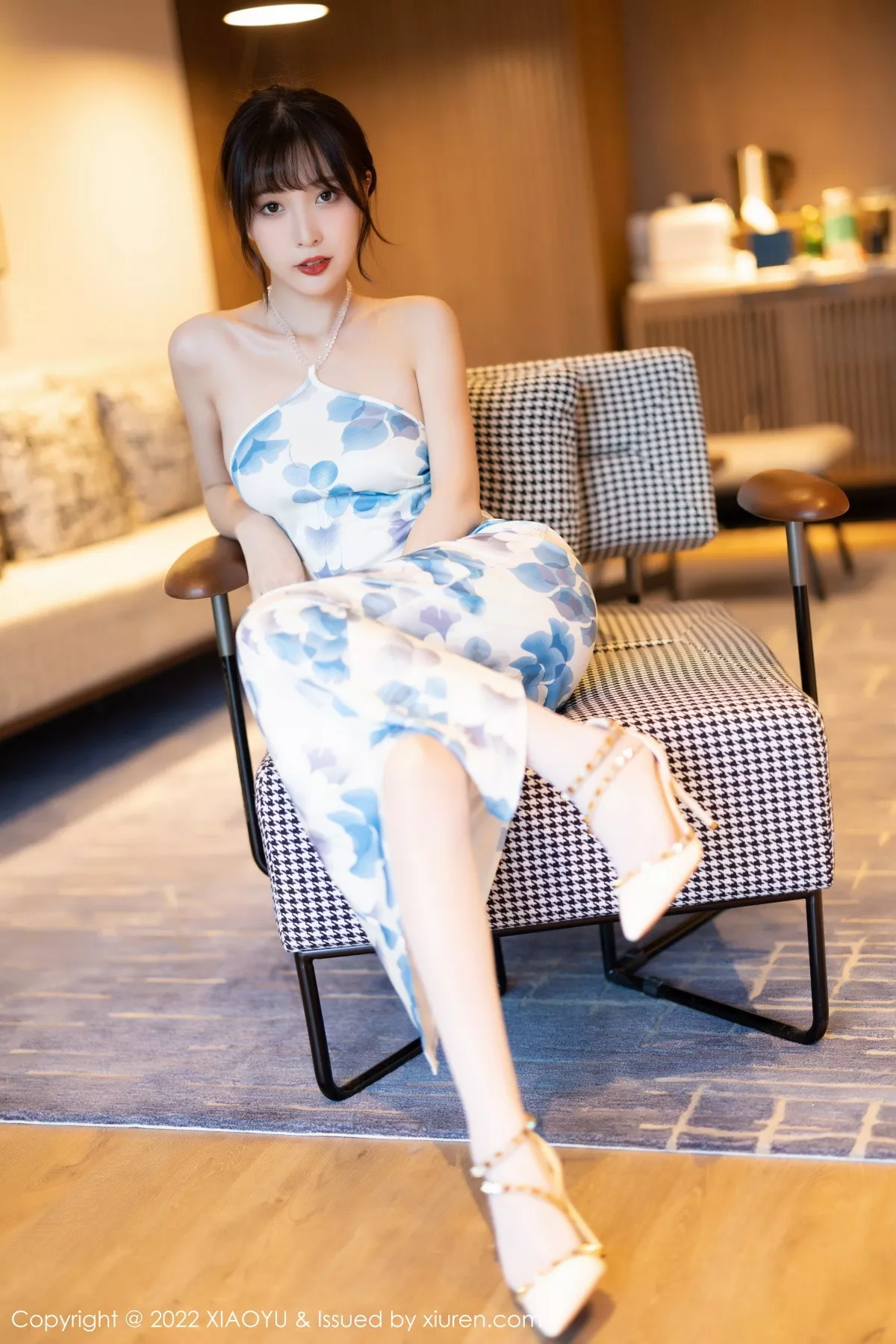 秀人集.com_[XiaoYu画语界]Vol.877_模特林星阑性感露肩带图案连衣短配超薄白丝袜秀美腿迷人写真85P