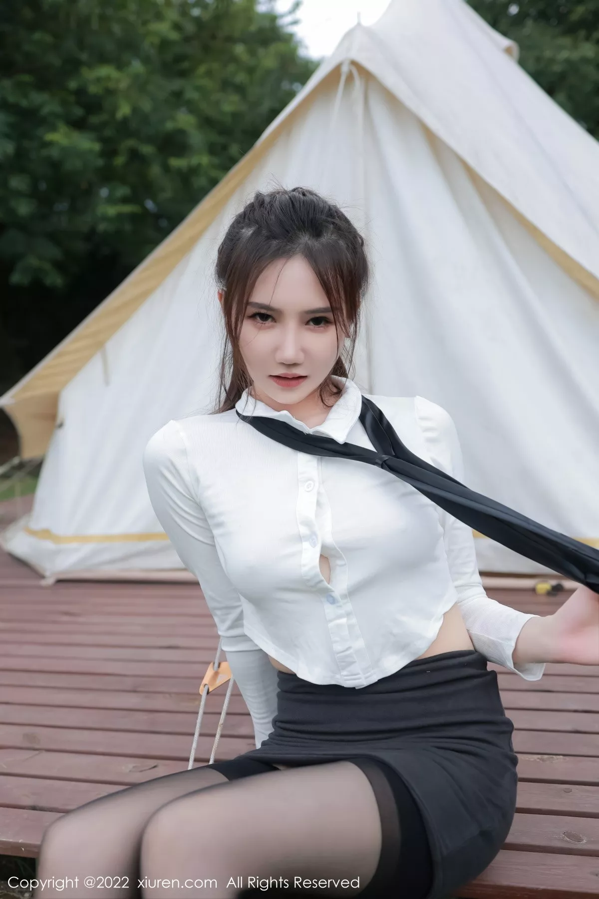 秀人集.com_[XiuRen秀人网]No.5703_模特古月小同学性感白T配短深灰裙露超薄黑丝秀美腿诱惑写真68P