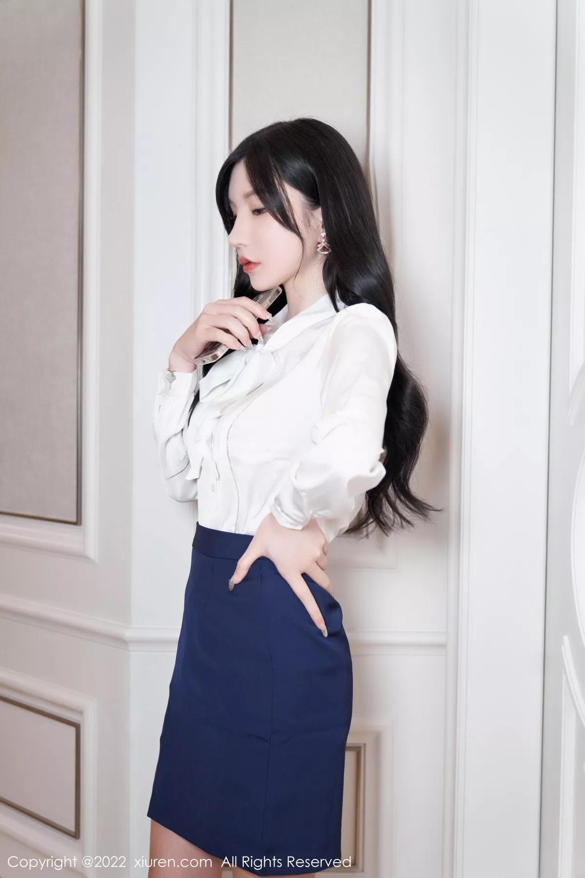 秀人集.com_[XiuRen秀人网]No.5716_女神周于希Sally白色上衣配蓝短裙半脱露橙色蕾丝内衣诱惑写真85P