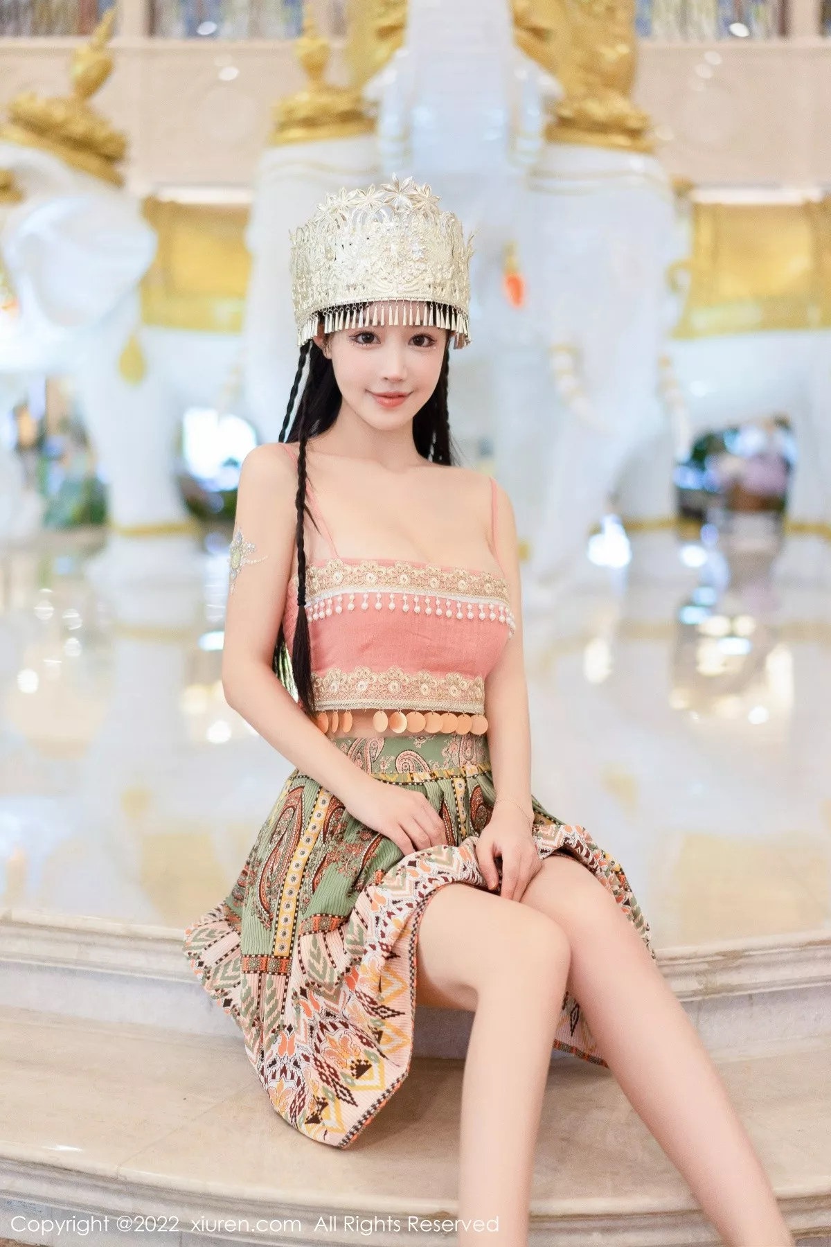 秀人集.com_[XiuRen秀人网]No.5615_女神朱可儿Flora民族服饰装扮性感粉色吊带露傲人豪乳诱惑写真70P