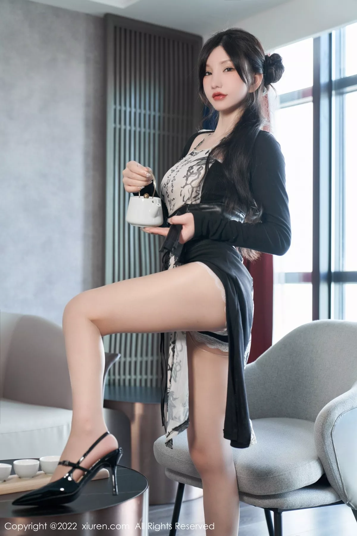 秀人集.com_[XiuRen秀人网]No.5623_女神周于希Sally性感拼色连衣裙配超薄开档肉丝绝美诱惑写真94P